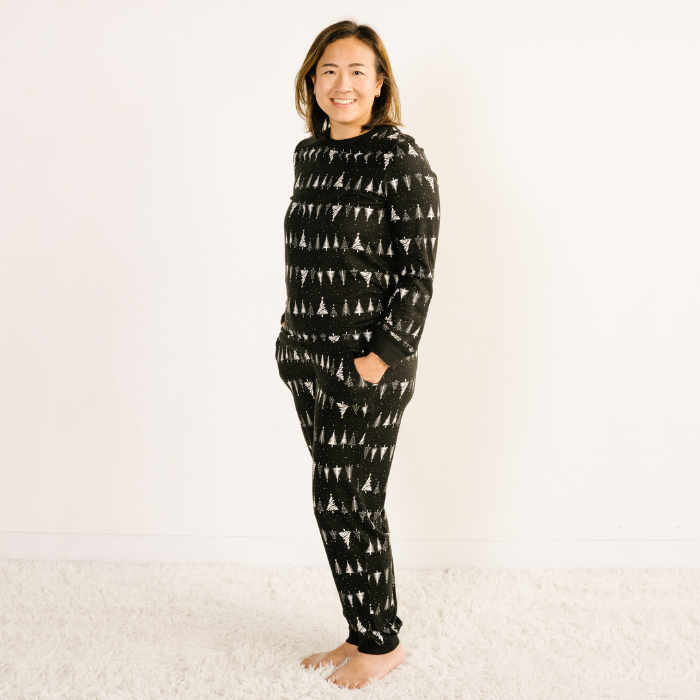 Women's Jogger Pajama Set - Silent Night Tree