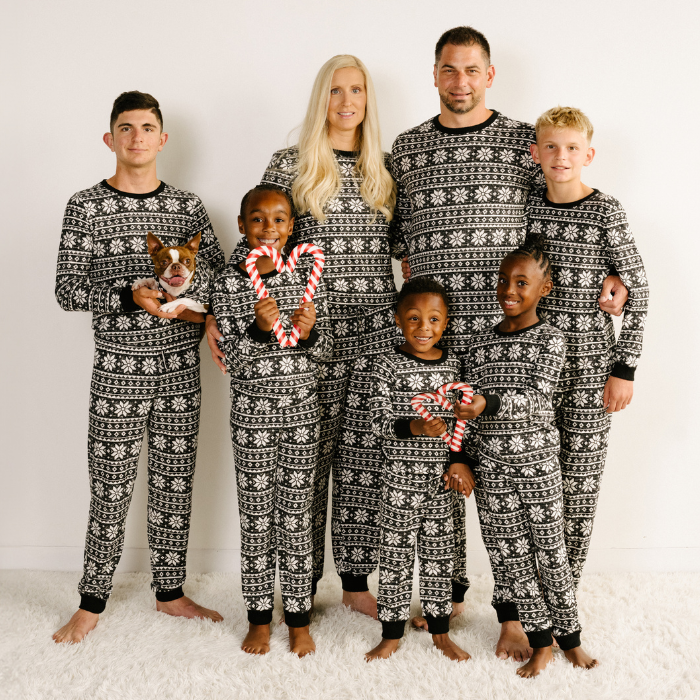 Men's Jogger Pajama Set - Baby It's Cold Outside Fair Isle