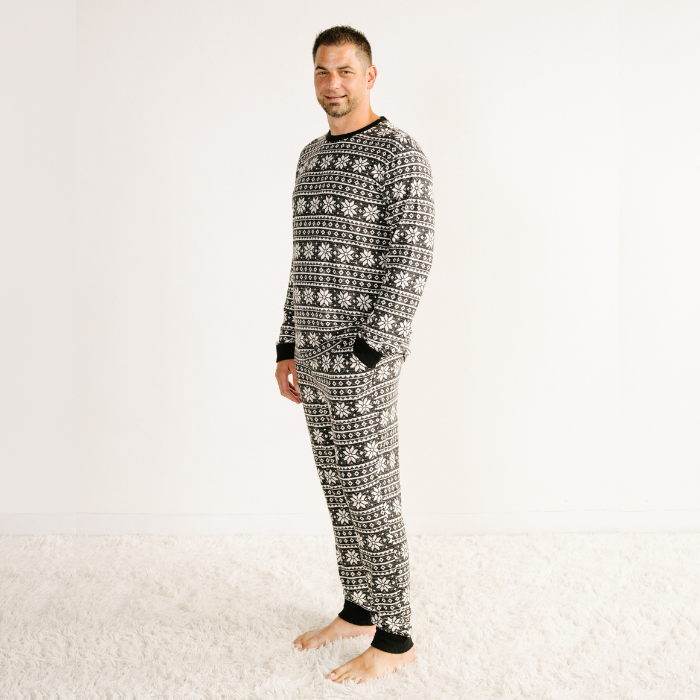 Men’s Jogger Pajama Set - Baby It’s Cold Outside Fair Isle